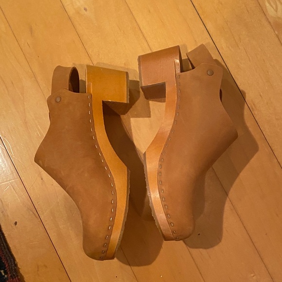 Bryr clogs Daphne in Cedar - Picture 4 of 5